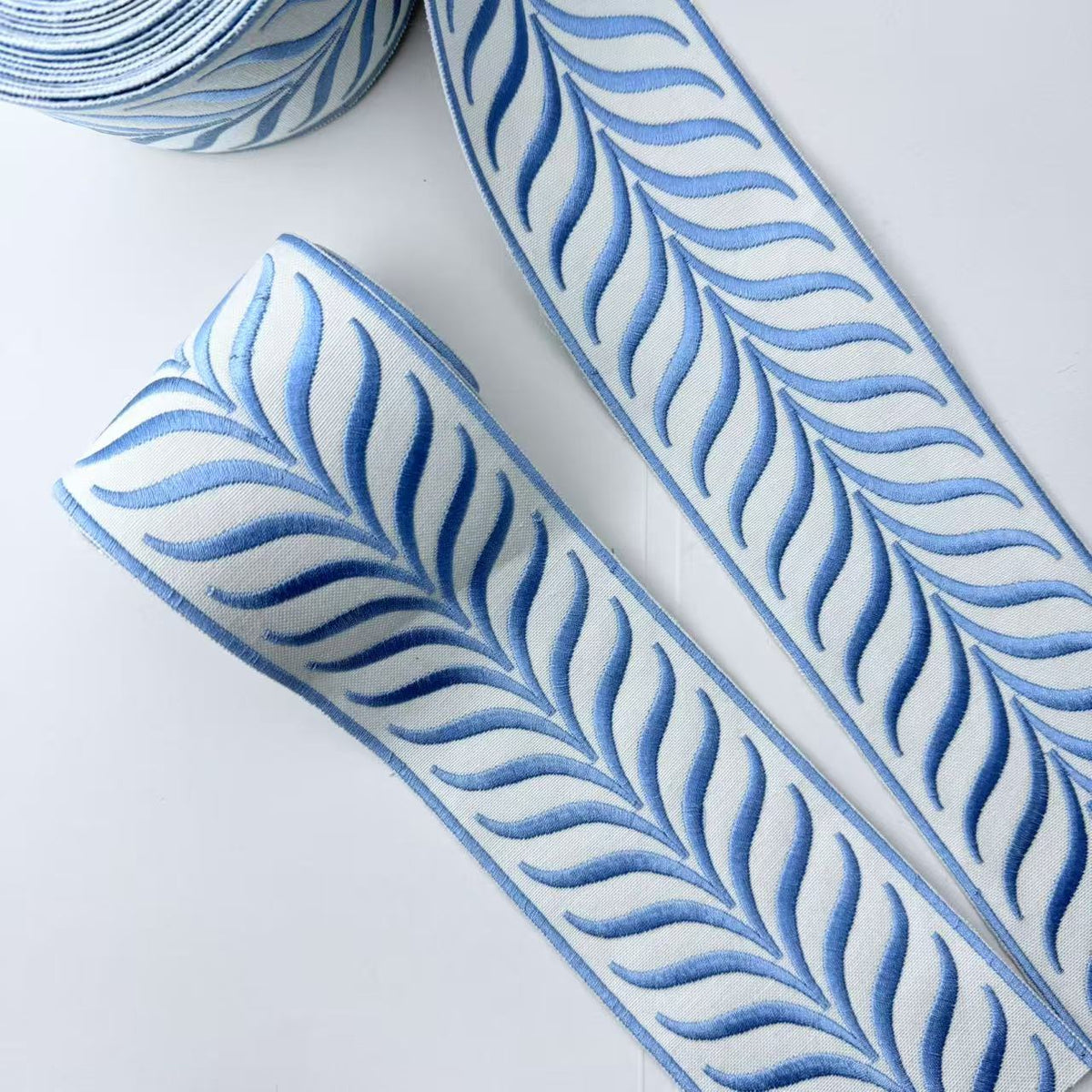 Jacquard Trim with Herringbone Shape